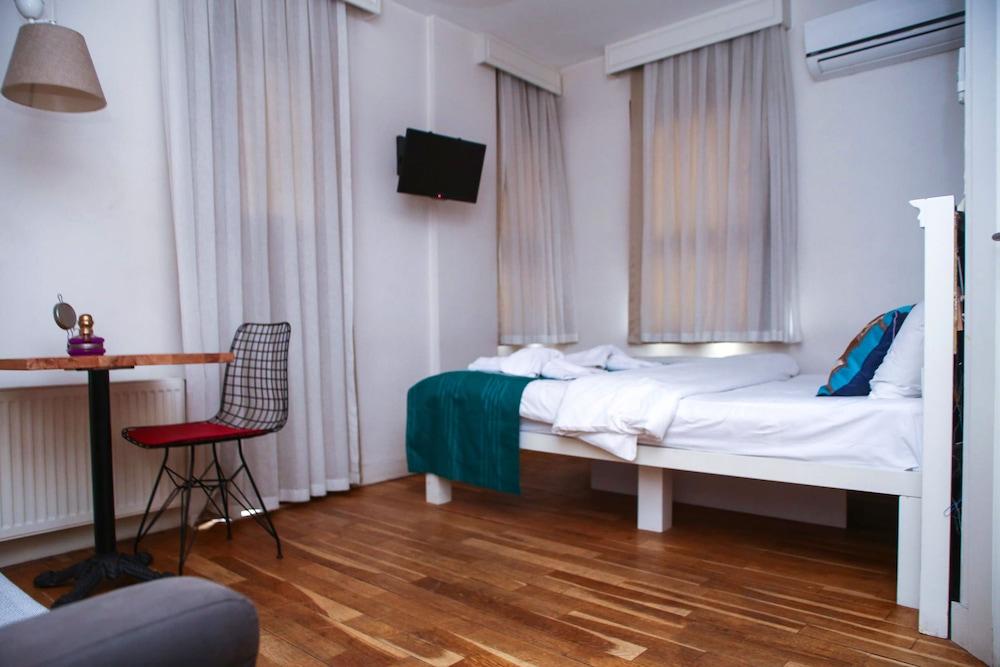 Neva Flats Taksim Hotel Istanbul Exterior photo